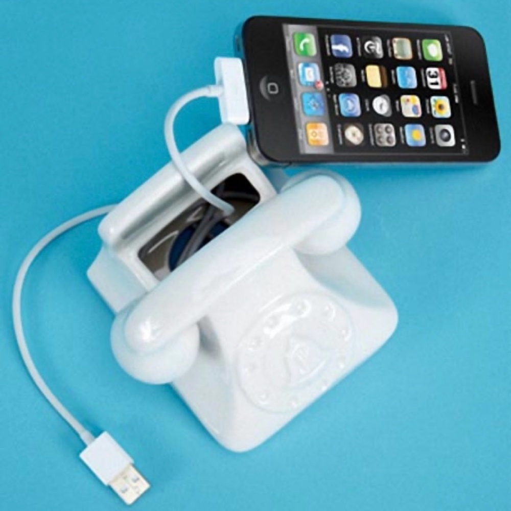 Jonathan Adler Smartphone Dock - Picture 6 of 13